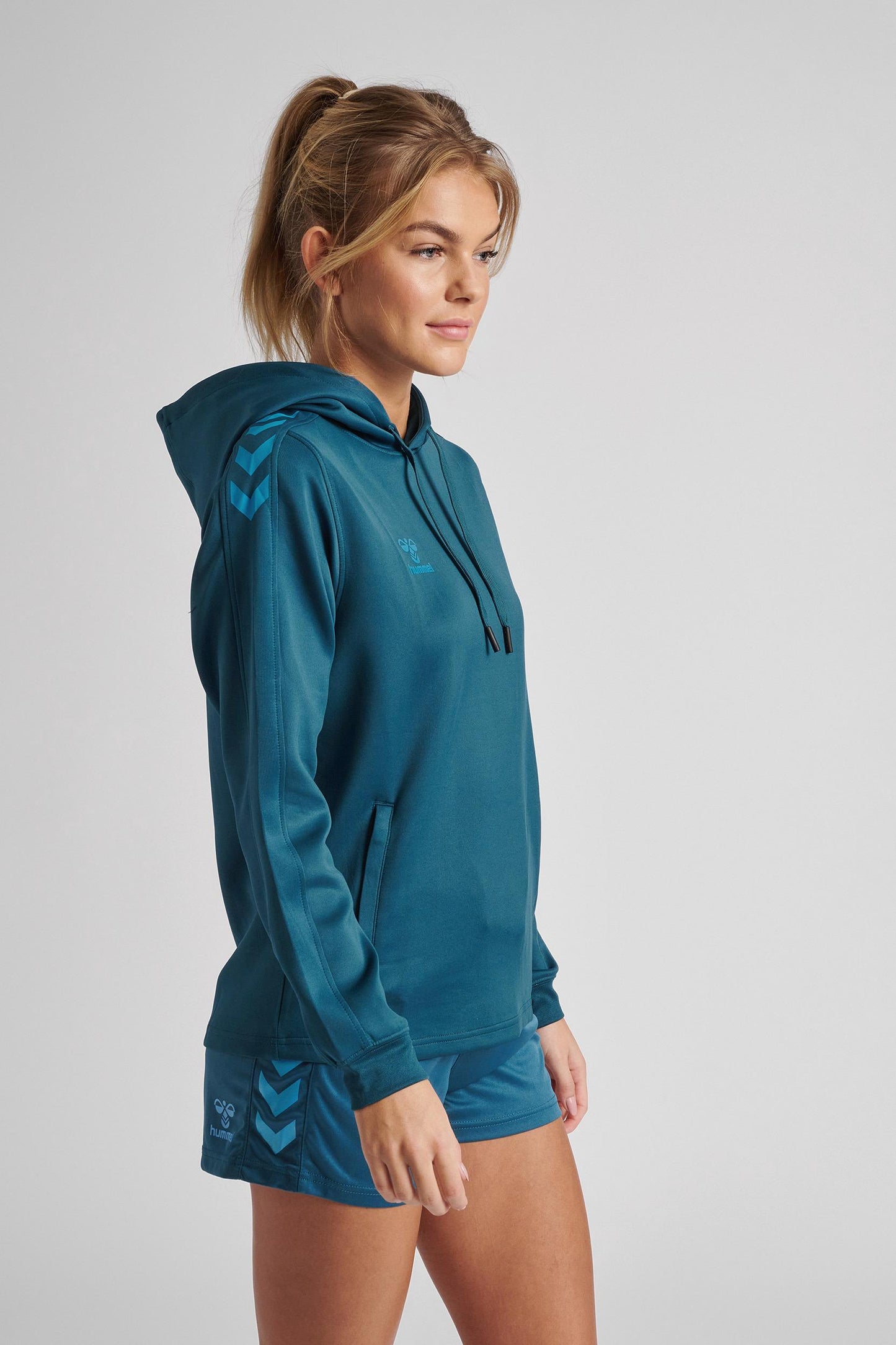 HUMMEL - Hmlcore Xk Poly Sweat Hoodie Woman - Blue Coral