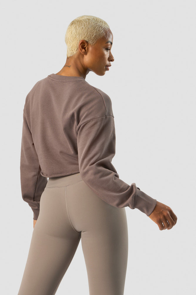 nimble cropped crewneck dusty brown