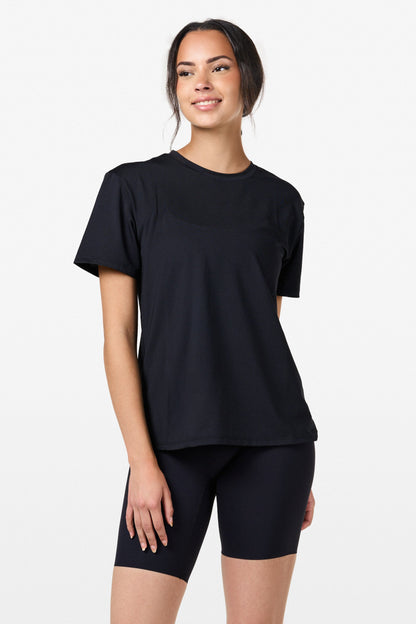 Black Relaxed Mesh T-Shirt - for dame - Famme - T-Shirt